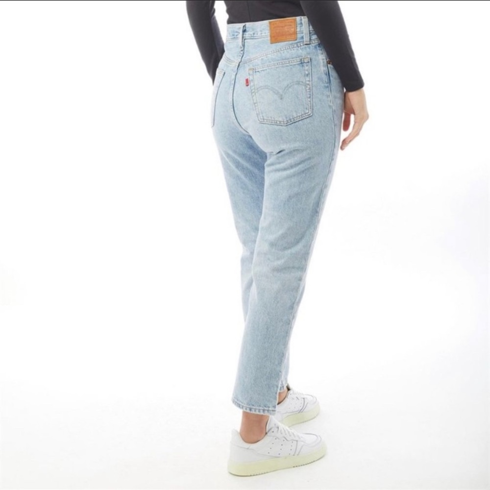 Levi’s 501 Original Cropped Women’s Jeans
